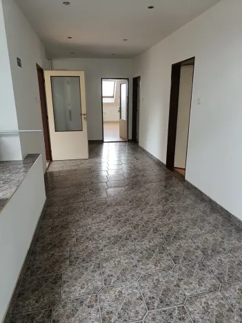 Pronájem kanceláře, Teplice, 252 m2