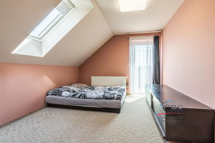 Prodej rodinného domu, Přezletice, Veleňská, 240 m2