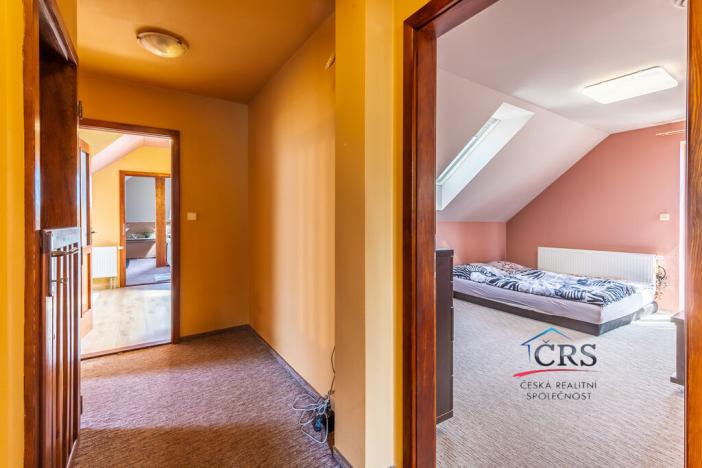 Prodej rodinného domu, Přezletice, Veleňská, 240 m2