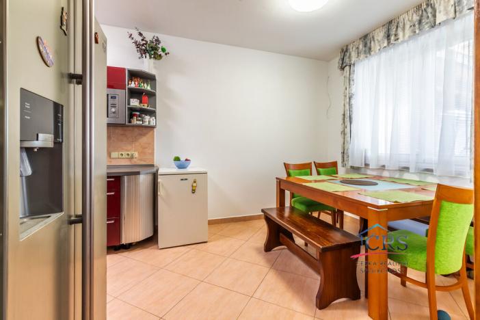 Prodej rodinného domu, Přezletice, Veleňská, 240 m2