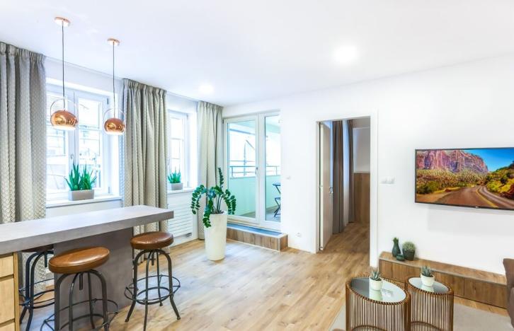 Pronájem bytu 2+kk, Praha - Nové Město, Jungmannova, 62 m2