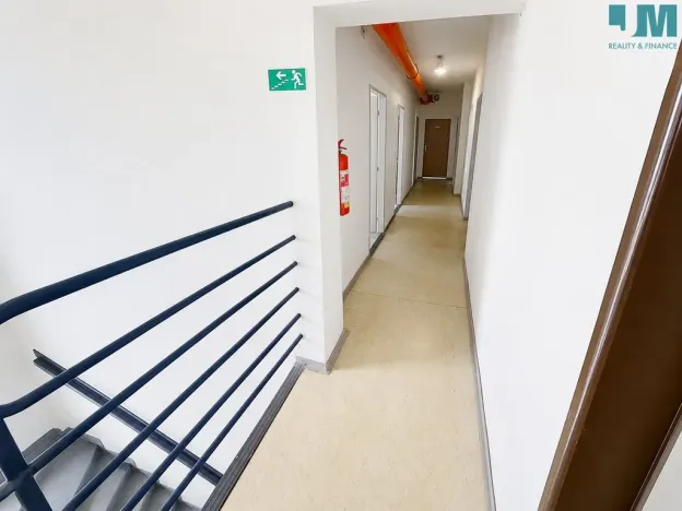 Prodej obchodního prostoru, Třebíč - Borovina, 560 m2