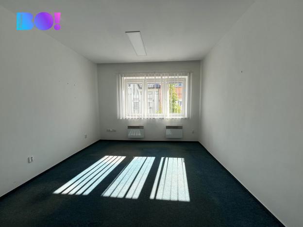 Pronájem kanceláře, Žďár nad Sázavou, Nádražní, 89 m2