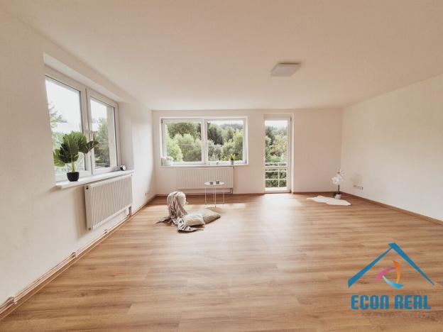 Prodej bytu 2+1, Stará Paka - Ústí, 81 m2