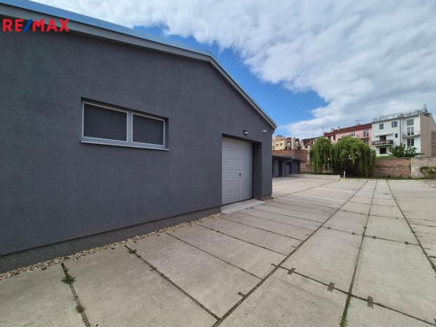 Pronájem skladu, Hradec Králové - Pražské Předměstí, U Koruny, 153 m2