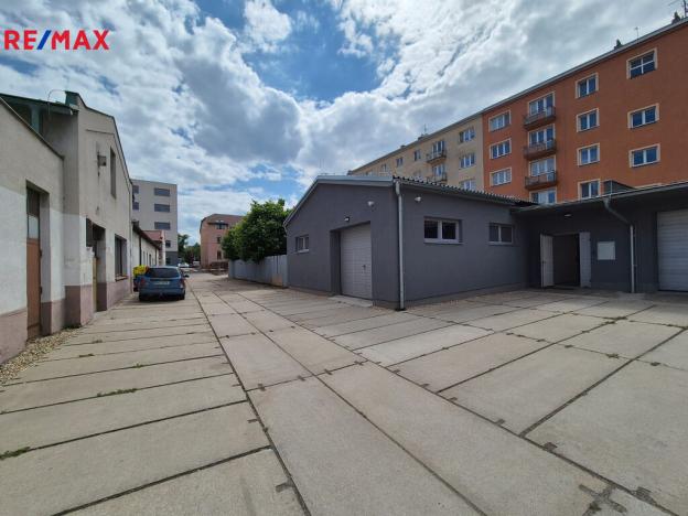 Pronájem skladu, Hradec Králové - Pražské Předměstí, U Koruny, 153 m2