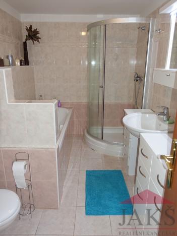 Prodej bytu 3+kk, Srní, 93 m2