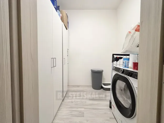 Pronájem bytu 3+kk, Včelná, Pod Tratí, 76 m2