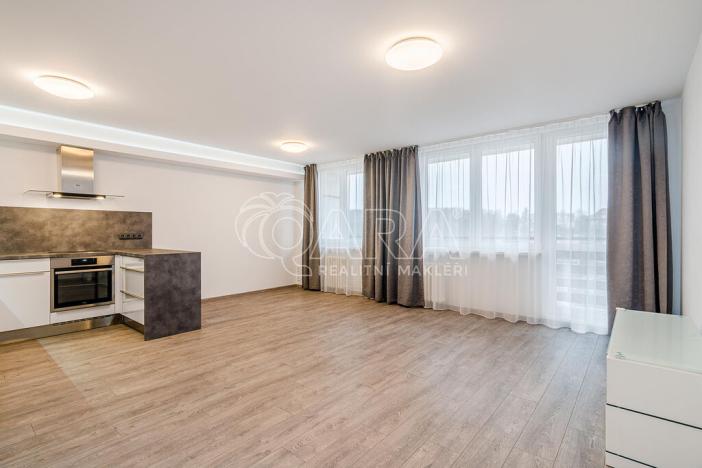 Pronájem bytu 4+kk, Praha, 86 m2