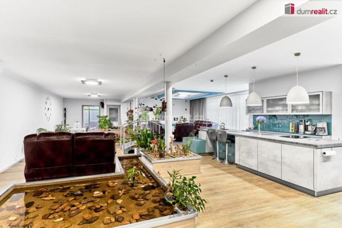 Prodej rodinného domu, Děčín - Děčín XXXIII-Nebočady, Vítězství, 296 m2