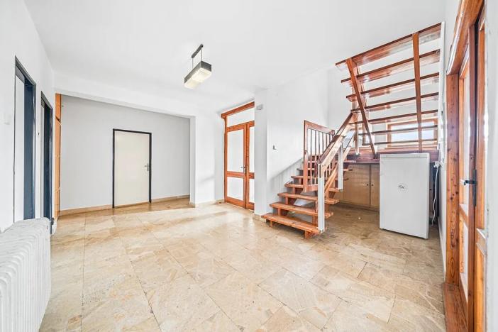 Prodej rodinného domu, Dobříč, 320 m2