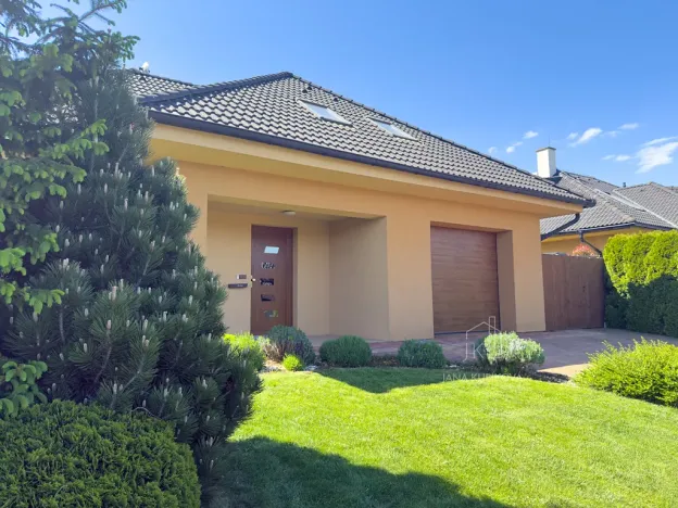 Prodej rodinného domu, Těmice, 252 m2