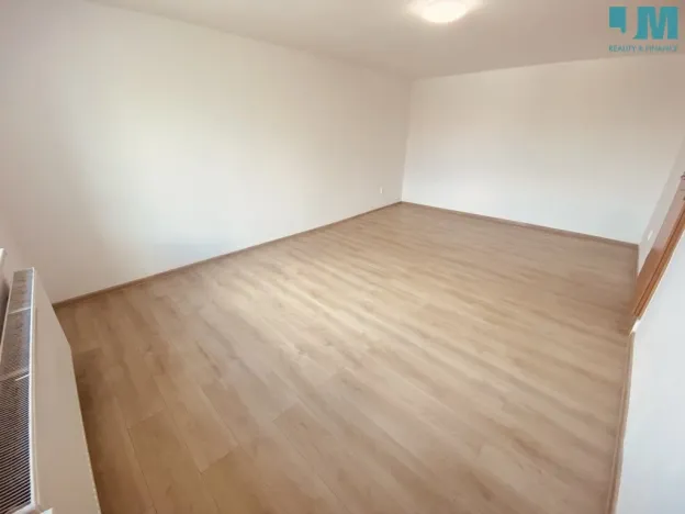 Pronájem bytu 2+kk, Měřín, Náměstí, 56 m2