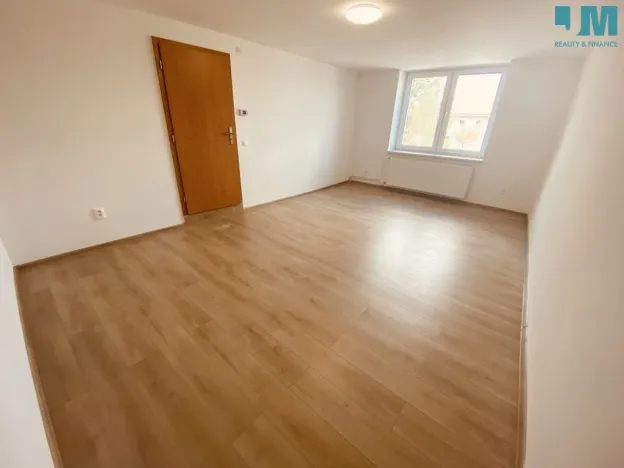 Pronájem bytu 2+kk, Měřín, Náměstí, 56 m2