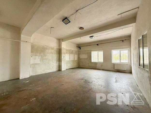 Pronájem skladu, Brno, Komárovské nábřeží, 397 m2