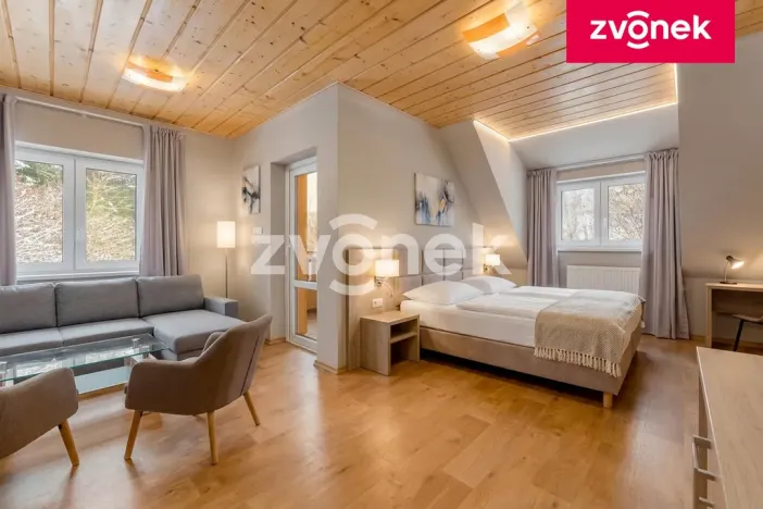 Prodej rodinného domu, Velké Karlovice, 250 m2