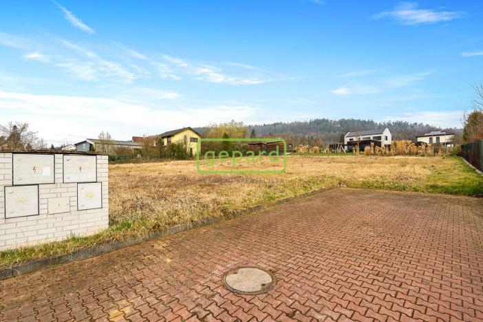 Prodej pozemku pro bydlení, Mníšek pod Brdy, 1653 m2