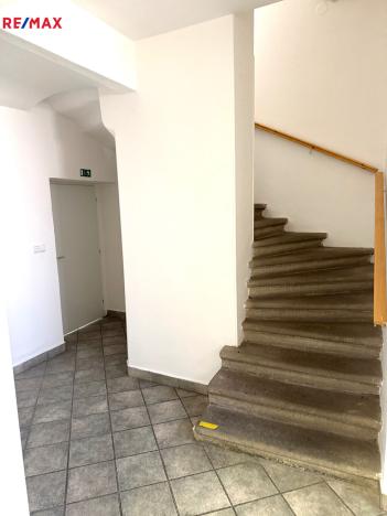 Prodej obchodního prostoru, Třebíč - Jejkov, Smila Osovského, 250 m2