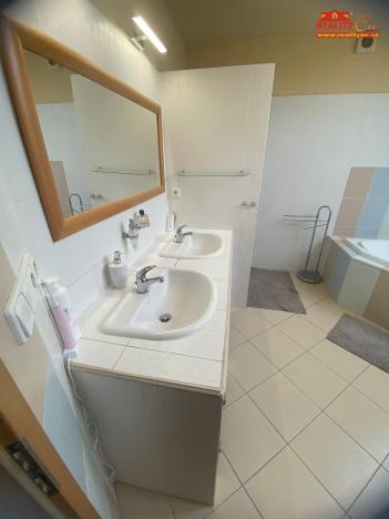 Prodej rodinného domu, Poděbrady - Velké Zboží, Ve Dvoře, 160 m2