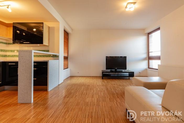 Pronájem bytu 2+kk, Praha - Modřany, Na Srážku, 56 m2