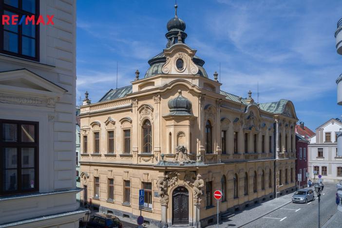 Pronájem historického objektu, Hradec Králové, Tomkova, 1502 m2