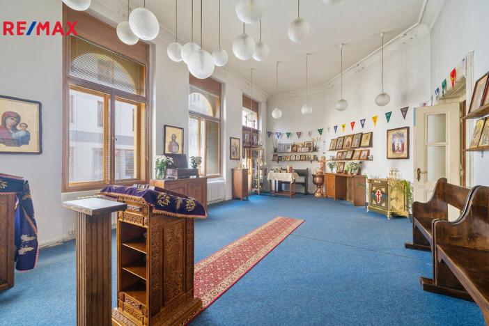 Pronájem historického objektu, Hradec Králové, Tomkova, 1502 m2