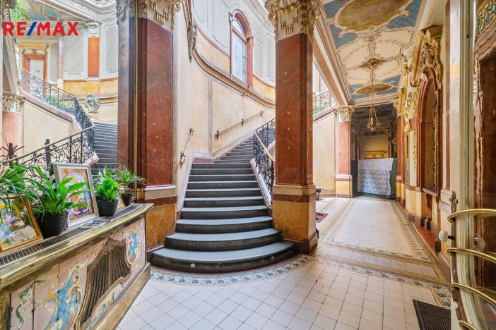 Prodej historického objektu, Hradec Králové, Tomkova, 1502 m2