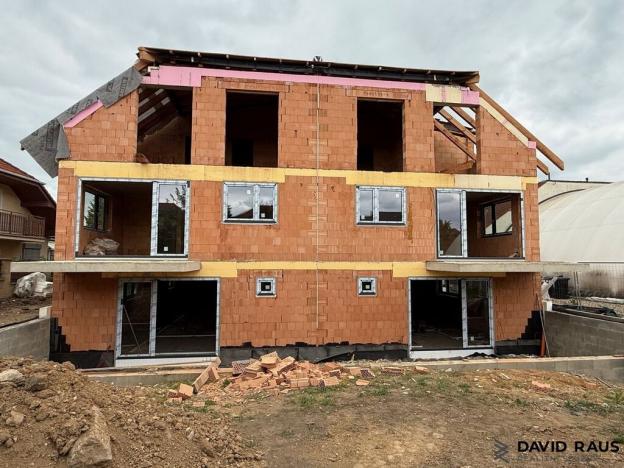 Prodej bytu 4+kk, Šlapanice, Těsnohlídkova, 97 m2