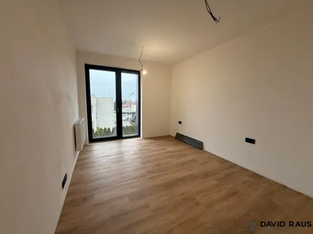 Prodej bytu 4+kk, Šlapanice, Těsnohlídkova, 97 m2