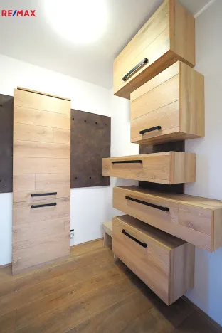 Prodej rodinného domu, Lázně Bohdaneč, Podhaltýřská, 141 m2