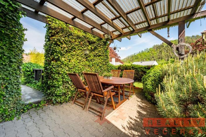 Prodej rodinného domu, Sázava, Pod Čihadlem, 290 m2