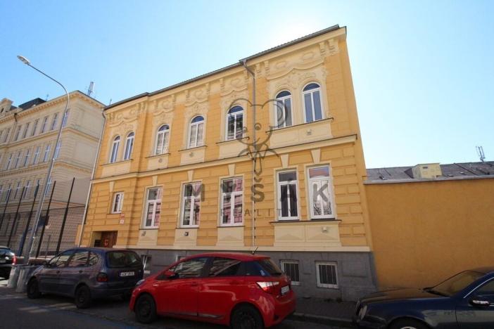 Pronájem bytu 1+1, České Budějovice - České Budějovice 3, Riegrova, 38 m2