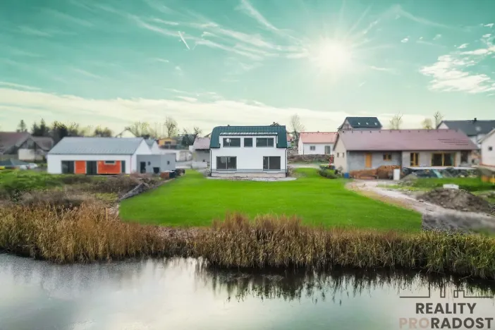 Prodej rodinného domu, Černá, 165 m2