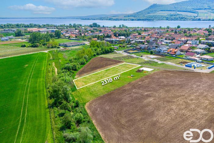 Prodej pozemku pro bydlení, Strachotín, 2318 m2