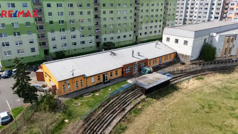 Prodej komerční nemovitosti, Jirkov, U Stadionu, 453 m2
