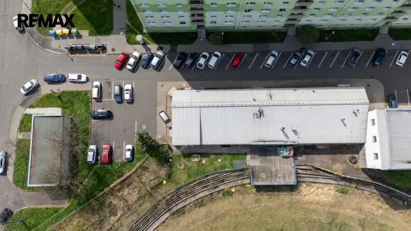 Prodej komerční nemovitosti, Jirkov, U Stadionu, 453 m2