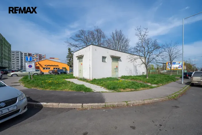 Prodej komerční nemovitosti, Jirkov, U Stadionu, 453 m2