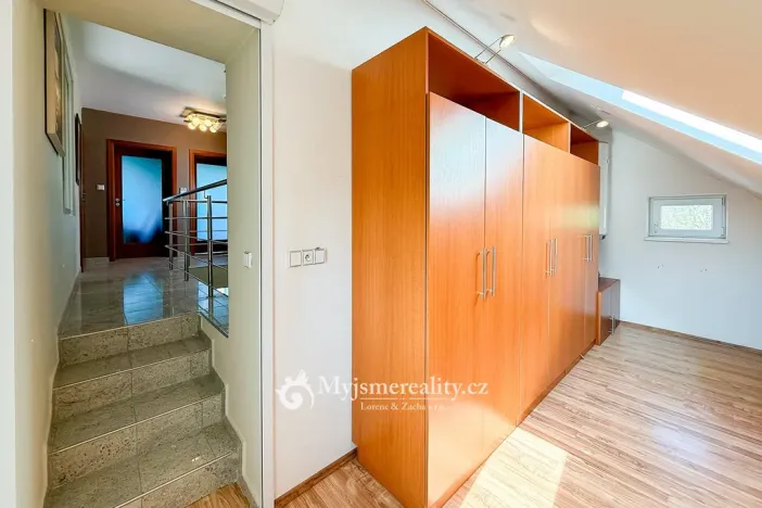 Prodej rodinného domu, Znojmo, 378 m2