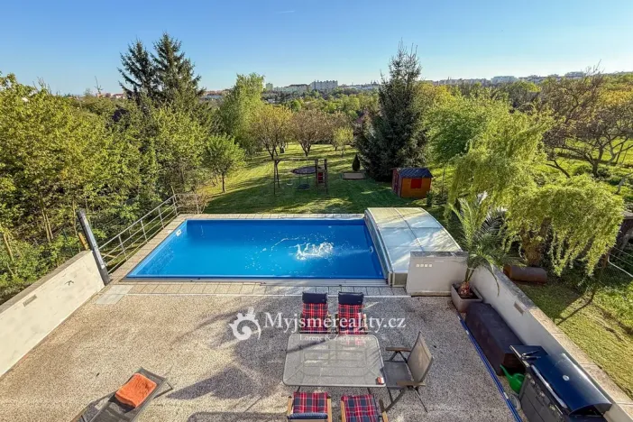 Prodej rodinného domu, Znojmo, 378 m2