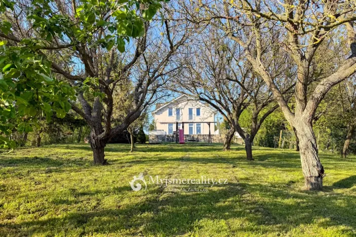 Prodej rodinného domu, Znojmo, 378 m2