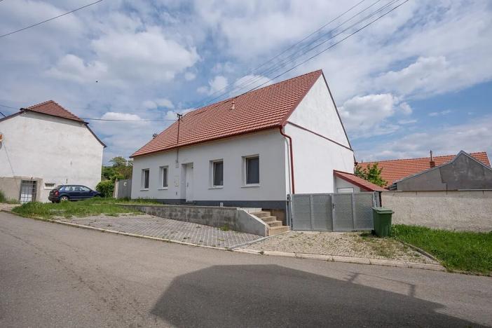 Prodej rodinného domu, Přítluky, Horní, 125 m2