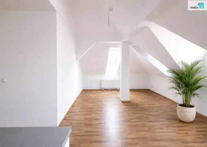 Pronájem bytu 3+kk, Praha - Ruzyně, Drnovská, 78 m2