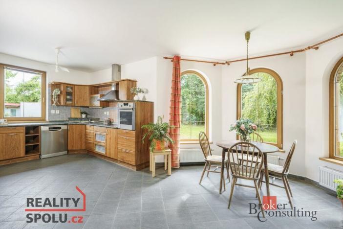 Prodej rodinného domu, Liberec - Liberec XXXIII-Machnín, Tolstého, 257 m2