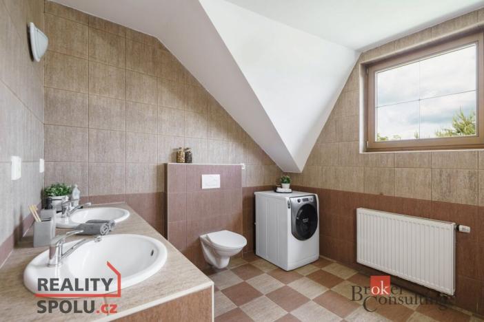 Prodej rodinného domu, Liberec - Liberec XXXIII-Machnín, Tolstého, 257 m2