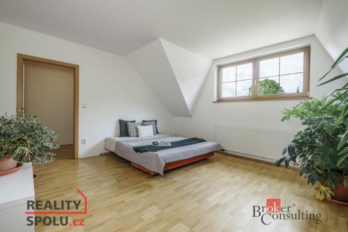 Prodej rodinného domu, Liberec - Liberec XXXIII-Machnín, Tolstého, 257 m2