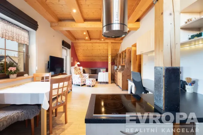 Prodej komerční nemovitosti, Dolní Lánov, 171 m2