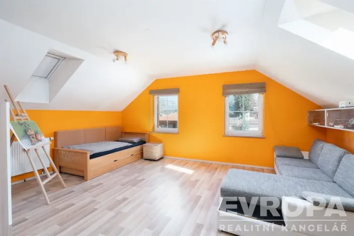 Prodej komerční nemovitosti, Dolní Lánov, 171 m2