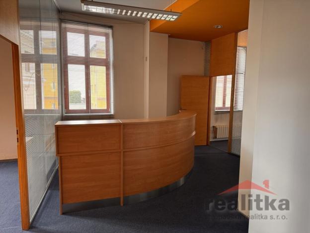 Pronájem kanceláře, Opava - Město, Růžová, 117 m2