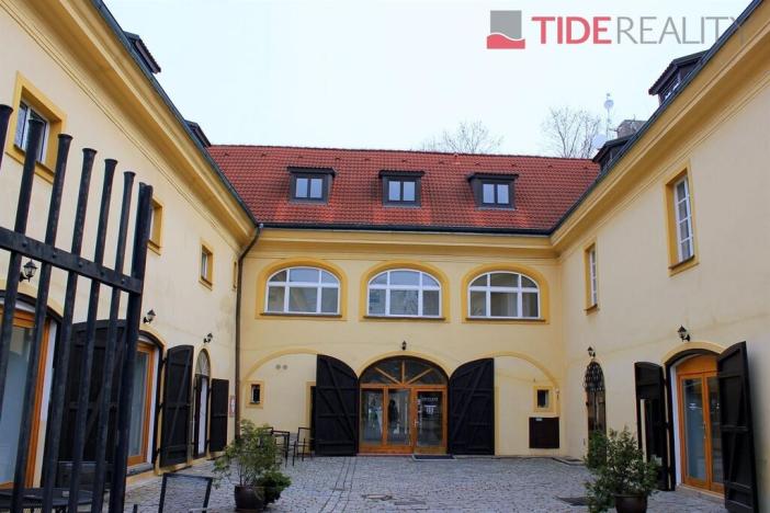 Pronájem kanceláře, Praha - Strašnice, V Olšinách, 112 m2