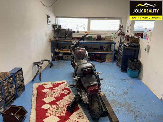 Pronájem výrobních prostor, Opava, Těšínská, 135 m2